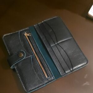 Portland Leather Bi Fold Wallet with Zipper Pocket- BOREAL